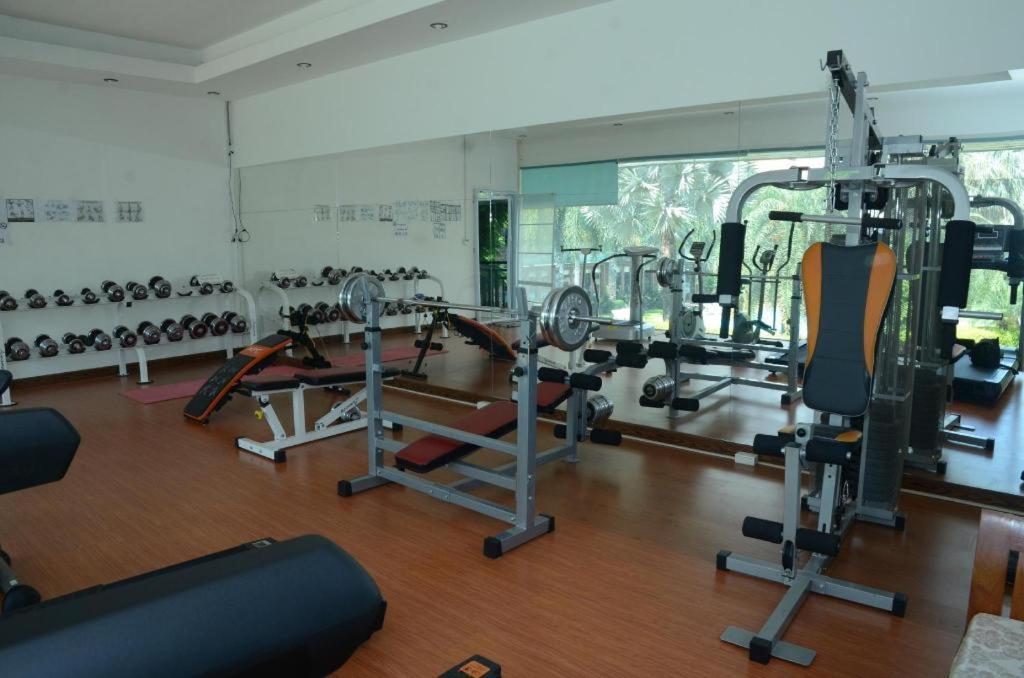 Leuxay Hotel Vientiane Esterno foto