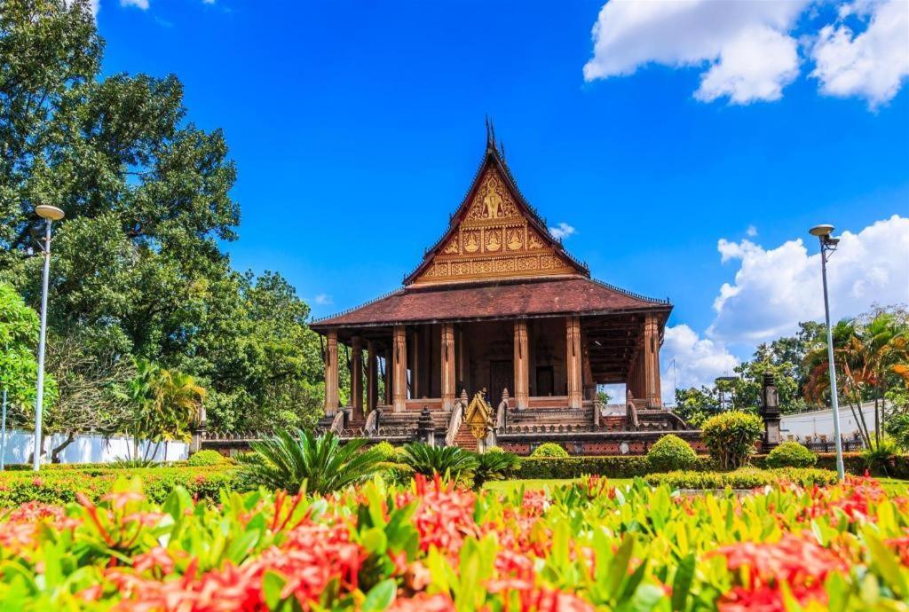 Leuxay Hotel Vientiane Esterno foto