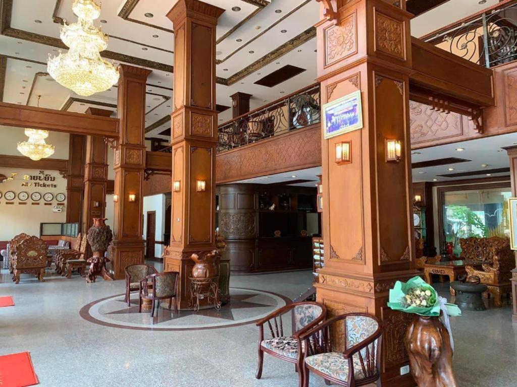Leuxay Hotel Vientiane Esterno foto